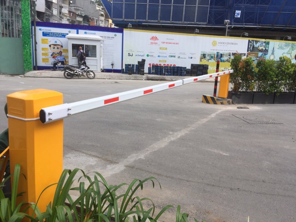 Lắp đặt thực tế cổng barrier tự động BS306